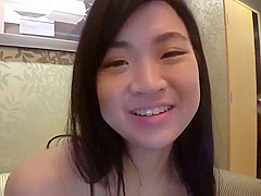 Amateur Japanese cutie pussyplay finger squirt