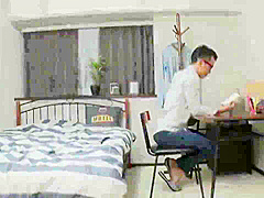 EQ-490 父親が再婚して突然家族になった義母【巨乳】妹【ちっぱい】と近親○姦なま中出し！？いつも無防備＆セクシーな格好で胸チラ、パンチラ誘