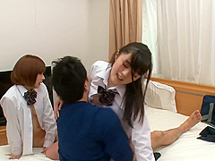 Japanese schoolgirls sexually aroused by seeing a porn video 02