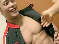 Muscle Man Fucks Japanese Girl