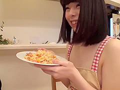 Time to eat with Yuna Yamakawa