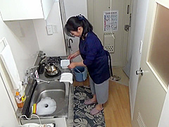 Married cleaning lady gets fucked