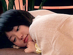 Japanese high school gal is getting massage for beauty