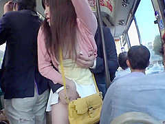 Ricas y Tetonas Japonesas Cogidas En El Bus