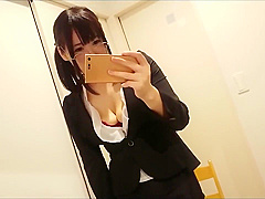 YUI OKADA aDOTETINYUI PLAYS