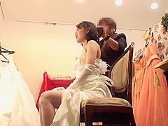 CHEATING BRIDE AT PREWEDDING STUDIO 005