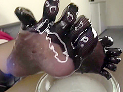 EVIS-312 - Pantyhose Footjob: Lotion and Love from all five Toes