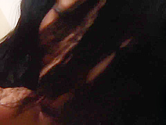 誘惑隔壁超短裙穿连裤袜掃地的太太 35-8