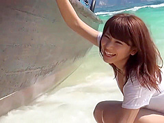 Scorching body of summer woman Ikumi Hisamatsu!