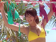 Scorching body of summer woman Ikumi Hisamatsu!