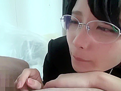 欲にまみれた制服少女は、大人たちに犯され中毒 まい-A