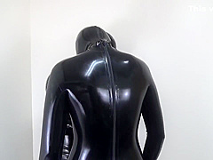 Miraidouga - Balloon & Gas Mask Respiratory Control & S