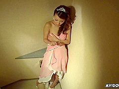 Japanese Model Mai Takizawa Masturbates Uncensored