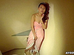 Japanese Model Mai Takizawa Masturbates Uncensored