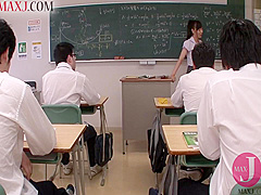 Xvsr78 4 反面教師 小川桃果