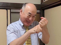 2k 大檔 早美れむ - 幼妻2 中年男のあこがれ [hoks-086]