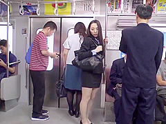 Asian Girl In The Bus - Public Sex