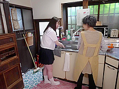 Beauty Small Tit Amateur Teen Masturbating Her Shaved Pussy