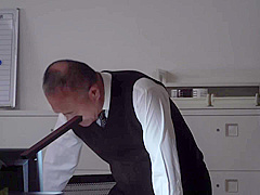 The Beauty Secretary was forced to fuck by the Boss (Part 1)