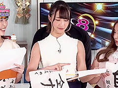 Megu Mio And Kokona Asakura In Sdde-690 トヒシオっnews お正月新春あけおめsp特番 本番中すっと潮吹きっはなし失禁しても平然と原稿を読み上ける女子アt 三尾めく 花狩まい 天馬ゆい 朝倉ここな