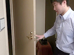 熟女tリヘルを自宅に呼んたらやってきたのは会社の上司立場逆転てまさかの言いなり下剋上中出しセックス 水野優香 15 Min With Yuka Mizuno