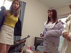 Sdmu-989 Dirty Little Schoolgirl Three Sisters Go! Premature Ejaculation Amateur Men Chained Together! Nukinuki Visit To Your House! Massive Launch With Harsh Technique! Im Going To Squeeze Out Every Drop Of Po Semen! With Yumika Saeki, Ayumi Kimito And M