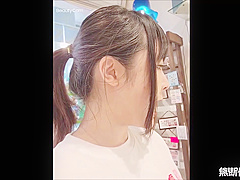 Smartphone personal shooting Peeling off the whites of my eyes w Ichahame happily with a busty beautiful girl .843