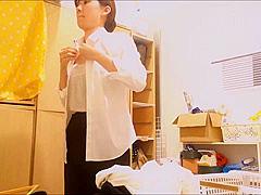 Personal photography The atmosphere is real. . Hidden camera voyeur of an office lady (20s?) changing clothes .914