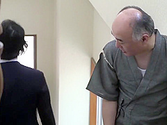 Horny Old Man Fucks Juicy Housewife In Doggystyle Po