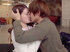 Mary Tachibana In Meyd-832 [sub] Homeless Young Man Who Lived Under His H