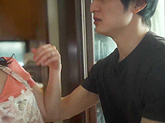 安野由美　昔から憧れてた友達の〇に我慢できずにセックスしちゃう