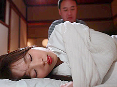 新井リマ　10年前に自分に好意を抱いていた元教え子のリマ