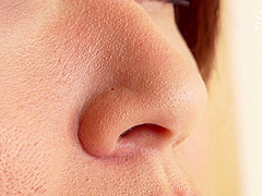 篠原ちとせ３４歳　１日中家の中では裸で家事をこなす人妻