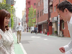 奥田咲　パート先で年下男と不倫セックスをしちゃう