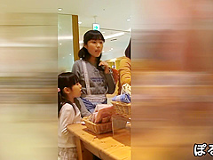 Japanese upskirt 002