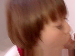 Amateur asian schoolgirl giving cocksuck