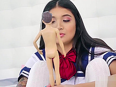 Seductive Mature Naomi Sugawara Flaunts Her Sweet Body