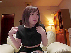 B4H1805-Seducing a big-breasted cosplay girl who is streaming a video with an erect cock