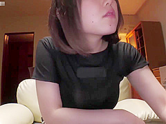 B4H1805-Seducing a big-breasted cosplay girl who is streaming a video with an erect cock