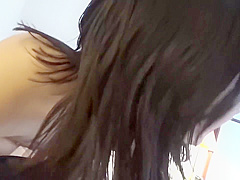 地方の携帯ショッフて働く紗奈ちゃん オシサンの個人的趣味と聞いてハメ撮り