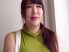 Marina Yuzuki In 日本人爆乳モtルの秘蔵映像 10 Min