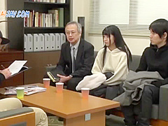 04292 Adult video appearance