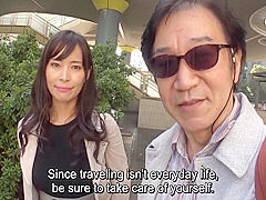 Takes In An Educational How To Sex Guide - Kyoko Maki