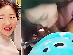 Yi Yuna Blowjob and Face Cumshot
