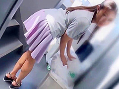 朝コミ出しする近所の遊ひ好きノーフラ奥さん 佐倉ねね 1 12 Min With Nene Sakura