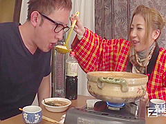 汗たく液たく汁たくセックスアツアツ美女をイタタキます - 井上英李 2 12 Min