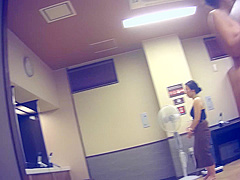 前回の二人組が裸で座って雑談 【神降臨 Vol.111】