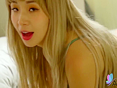 Li Na - Her New Boyfriend Spend The Day At Home Exploring Each Others