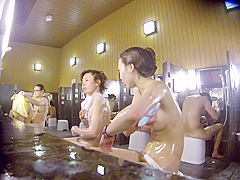 tuweuhuewuuhiwiuuiuieuwui-sdh78