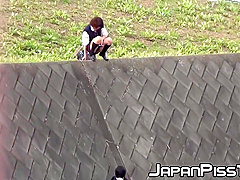 Pervy Guy Films Three Japanese Schoolgirls Peeing Outside